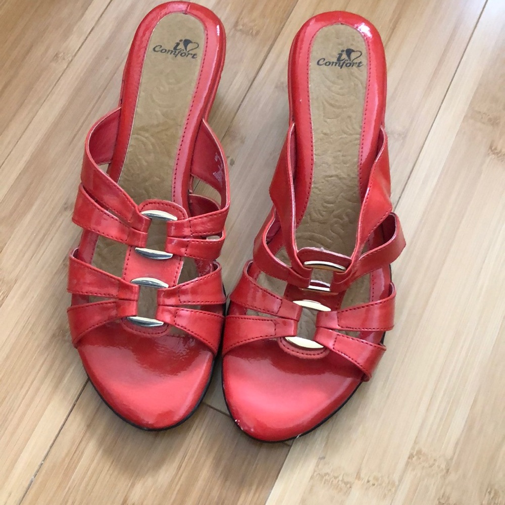 Comfort slip on wedges